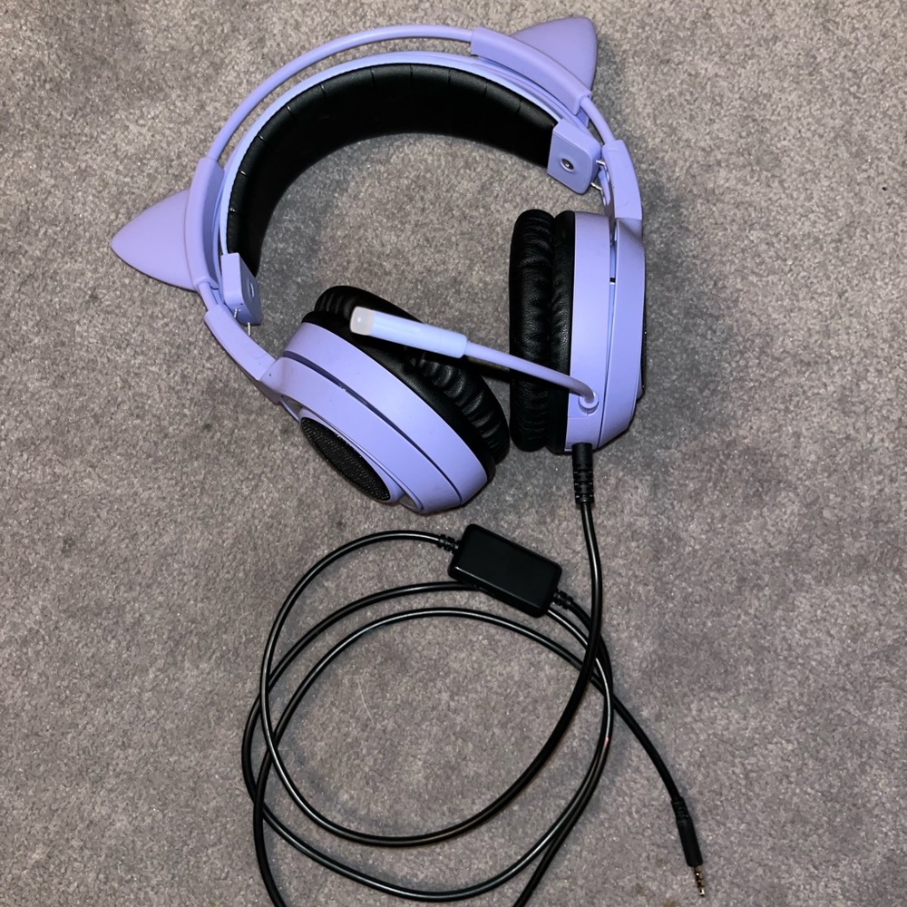 SOMIC purple cat ear headphones